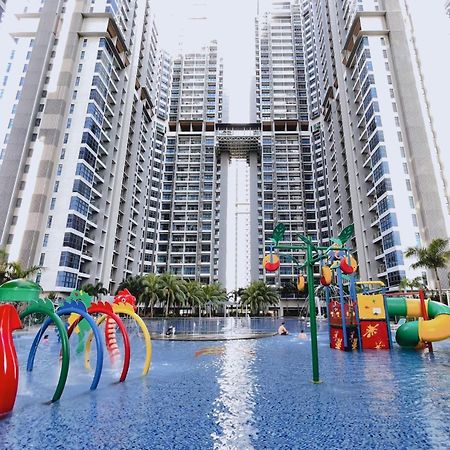 Atlantis Residences Melaka by HeyStay Management Bagian luar foto